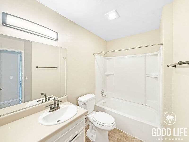 Escondido Condo: 512 Sandalwood Place
