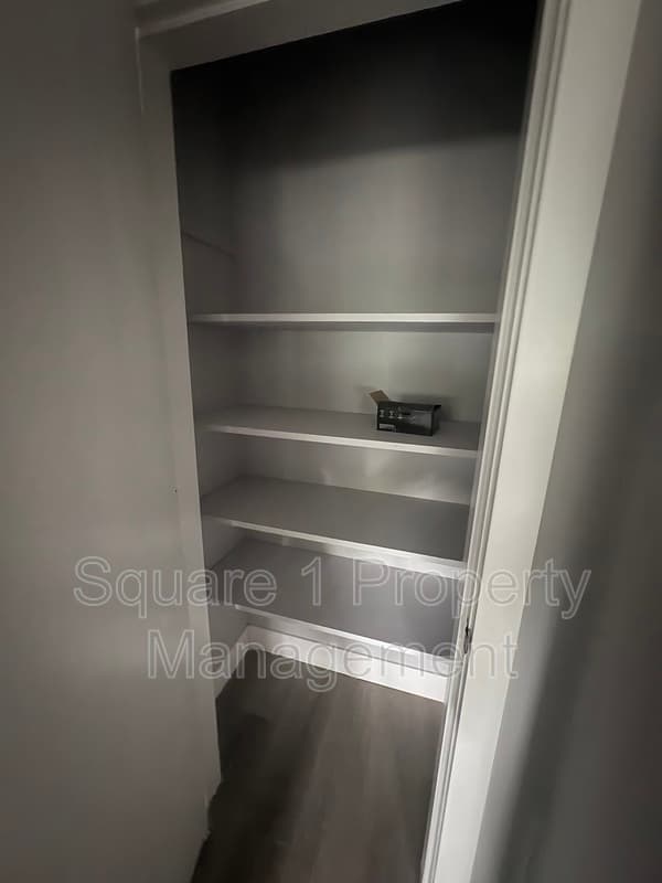 Edmonton Condo: 9818 82 Ave