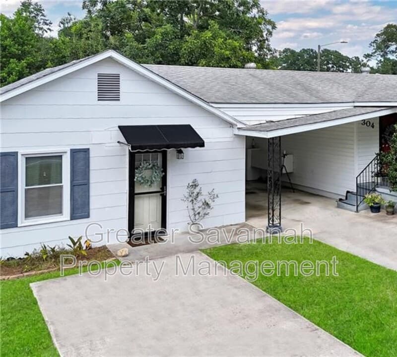 Rincon House: 304 East Fourth Street