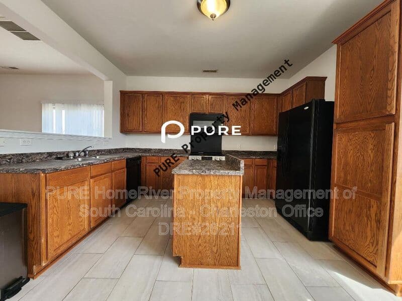Goose Creek House: 437 Watershed Dr