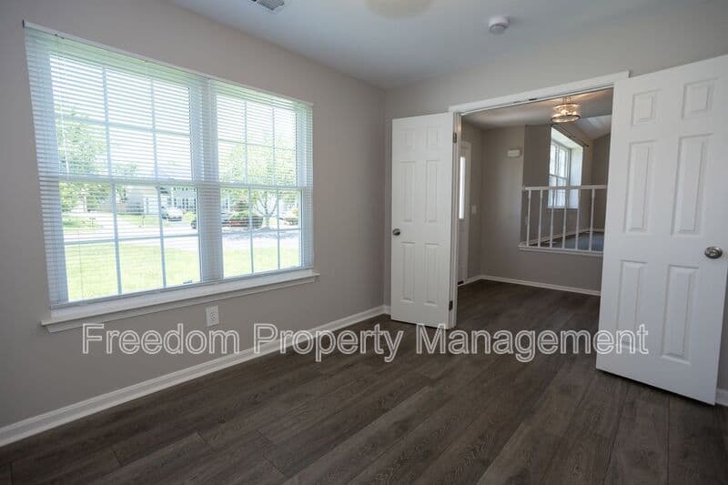 Manassas House: 10116 Wimbledon Ct