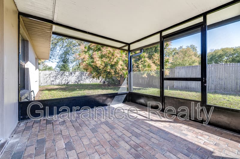Winter Haven House: 1611 High Point Court Southwest