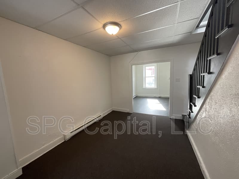York House: 141 East Maple Street