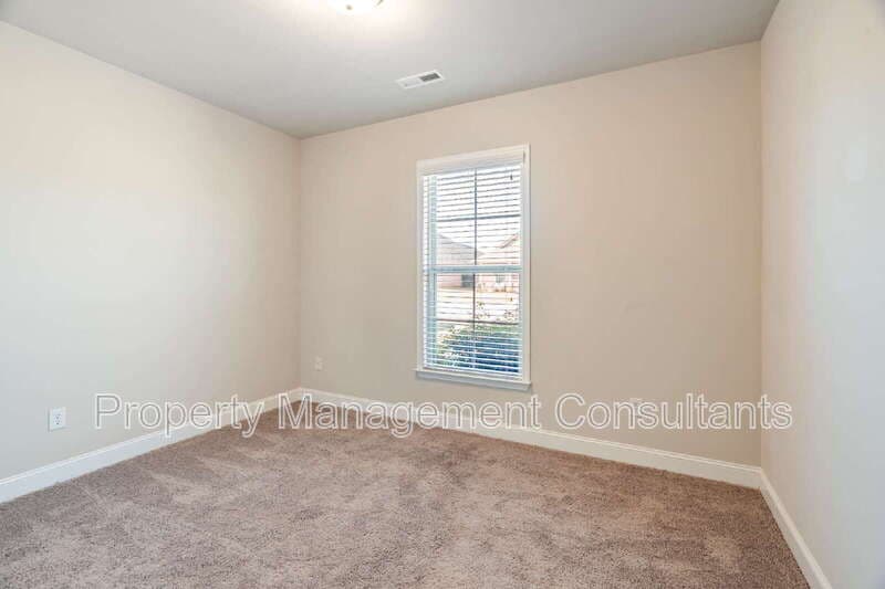 Athens House: 27290 Dieken Dr