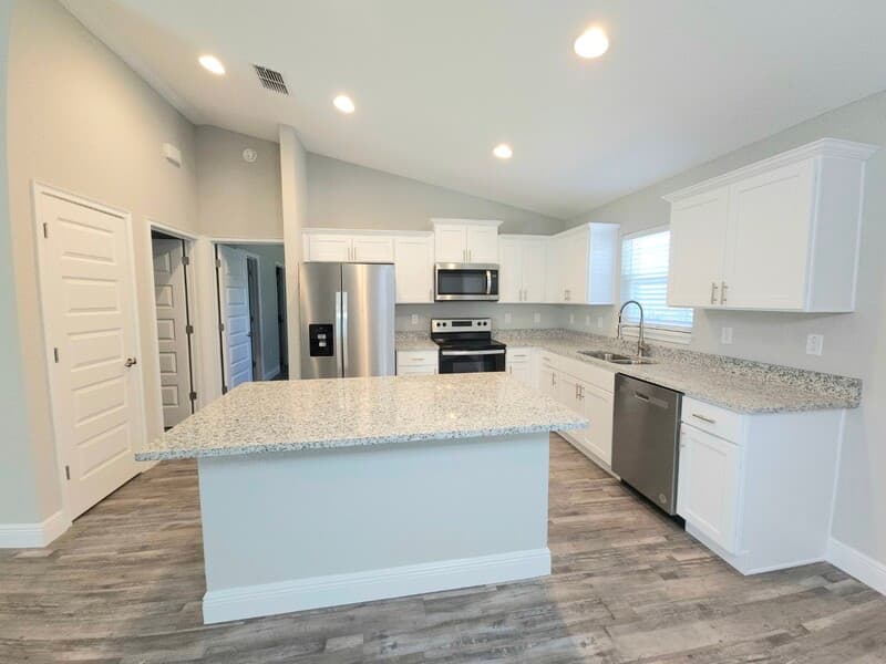 Ocala House: 10 Pine Radl