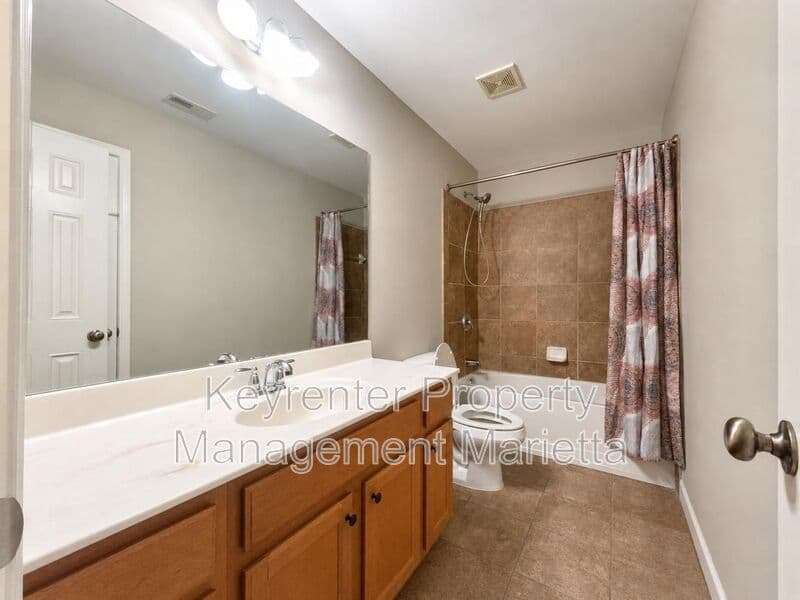 Marietta House: 302 Rosemont Park Ln