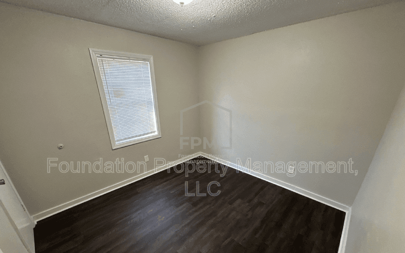 Memphis House: 3791 Black Forest Drive