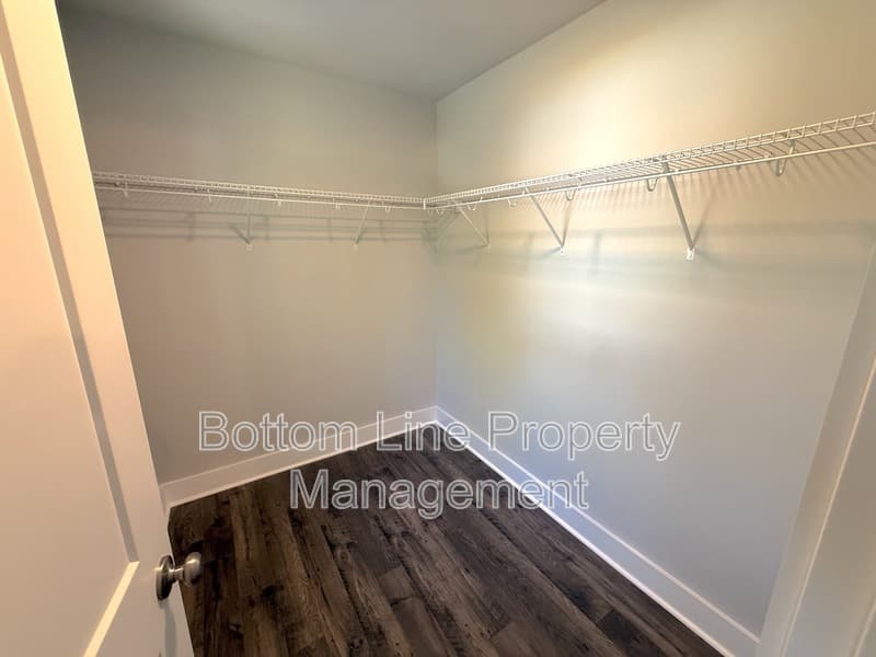 Charlotte Townhome: 2923 Burgess Dr