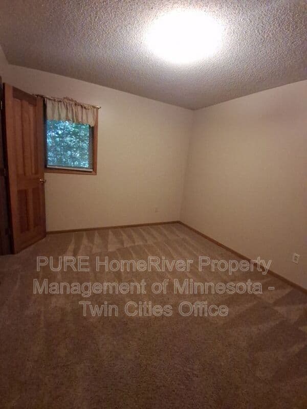 Northfield House: 1468 90th St W