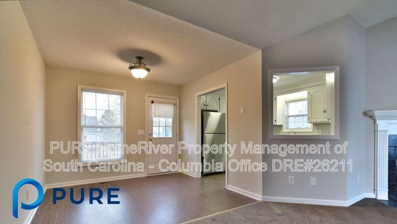 Lexington House: 309 Louisa Ln