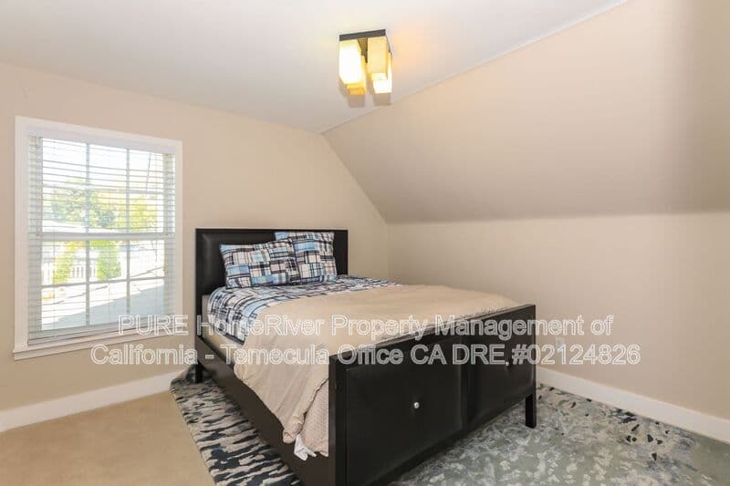 Murrieta House: 36475 Avenida La Cresta