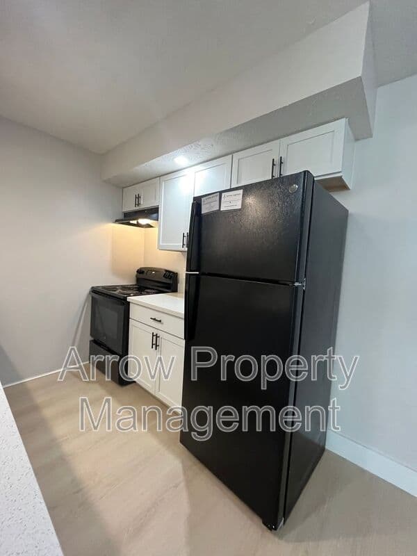 Lincoln Condo: 3341 Holdrege Street