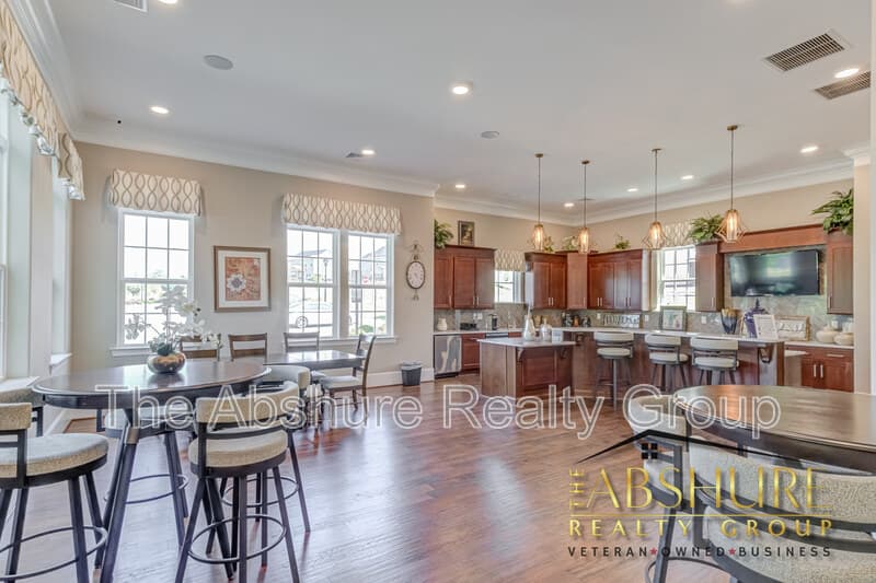 Durham Condo: 1053 Commack Drive