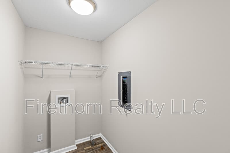Augusta House: 2541 Rhodes Drive