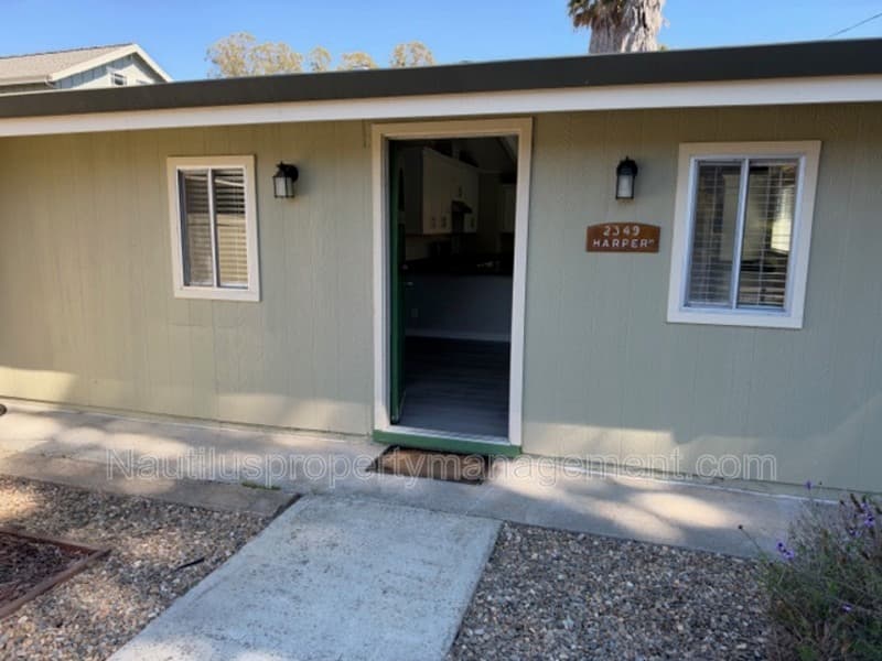 Santa Cruz House: 2349 Harper Street