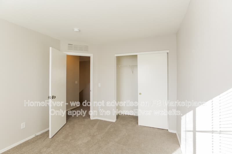 Buckeye House: 5848 S 236th Dr
