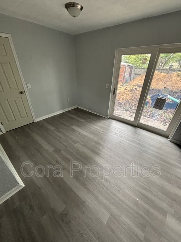 Lake Wales House: 2436 Lilly Street