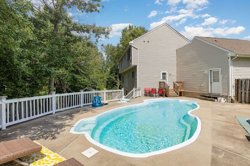 Fredericksburg House: 11814 Gardenia Dr