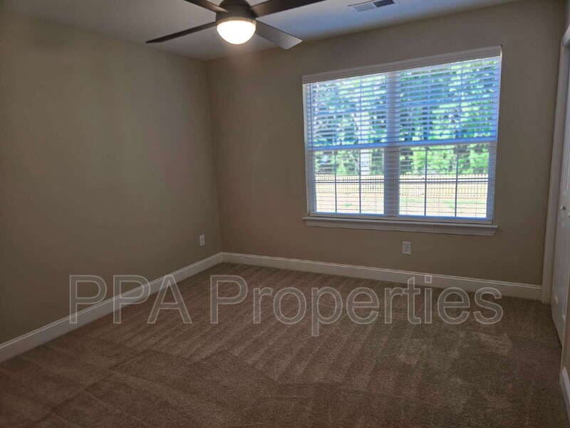 Mebane Condo: 404 Giles St