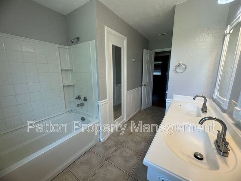 Amarillo House: 5112 Arden Road