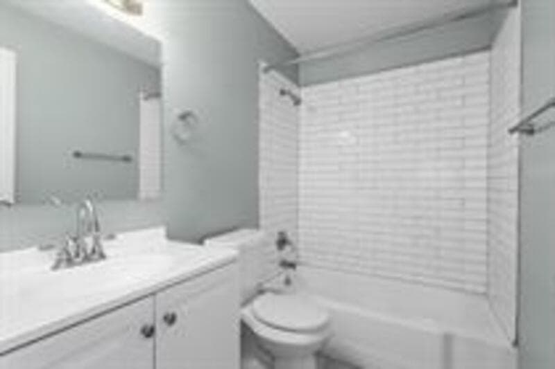 Riverside Condo: 4827 NW Homestead Ter