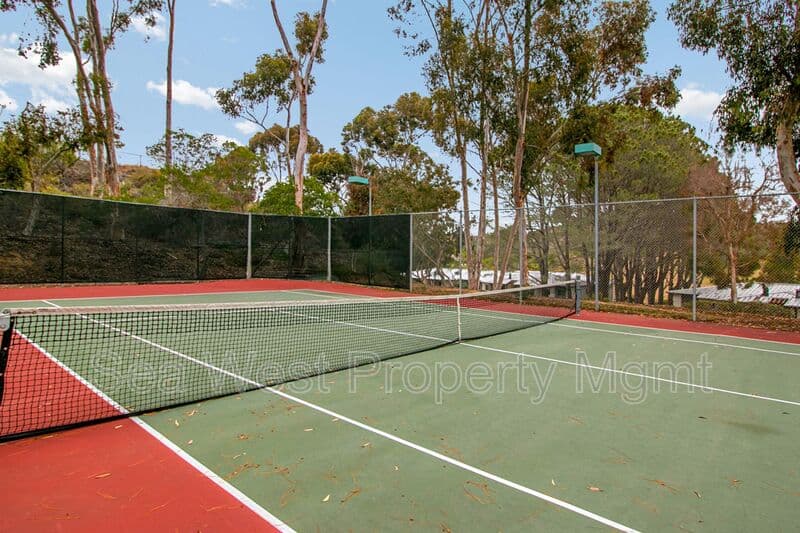 Encinitas Condo: 1730 S El Camino Real