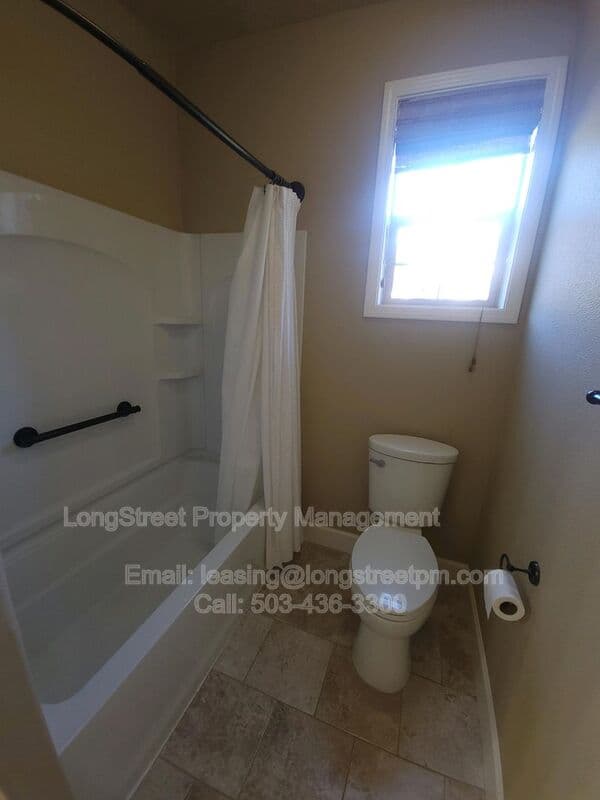 Portland House: 9739 NW Henry Ct