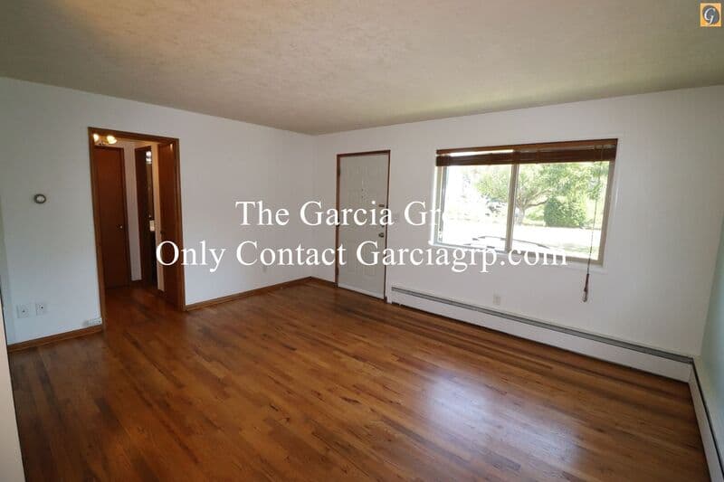 Portland Condo: 908 SW Gaines St