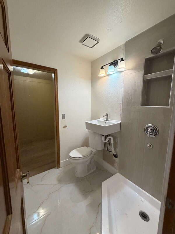 Chandler House: 2609 West Upland Drive