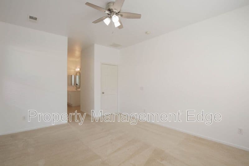 Hemet House: 127 Fuerte Ct