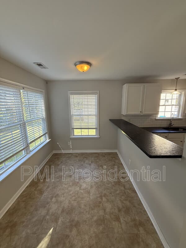 Richmond House: 115 East 14th Street