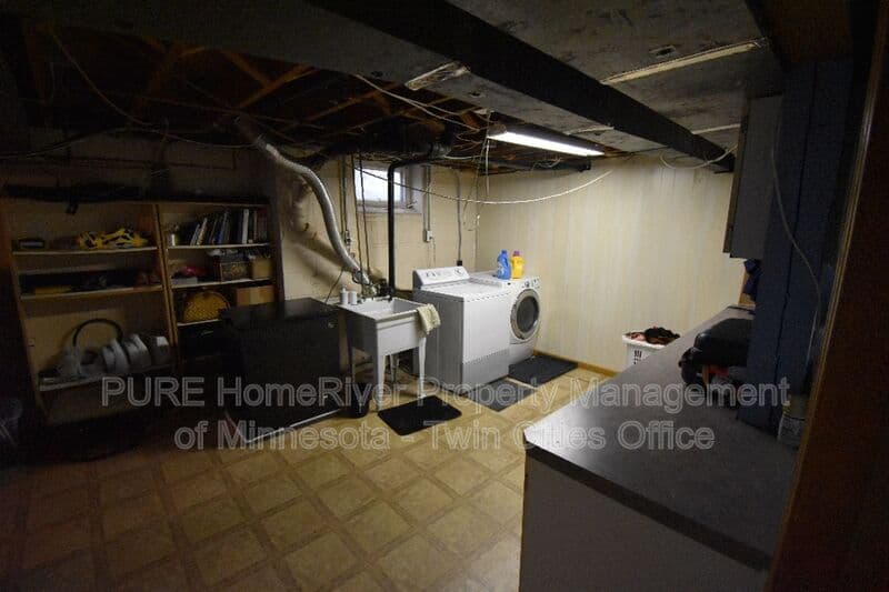 Richfield House: 7409 Bryant Ave S