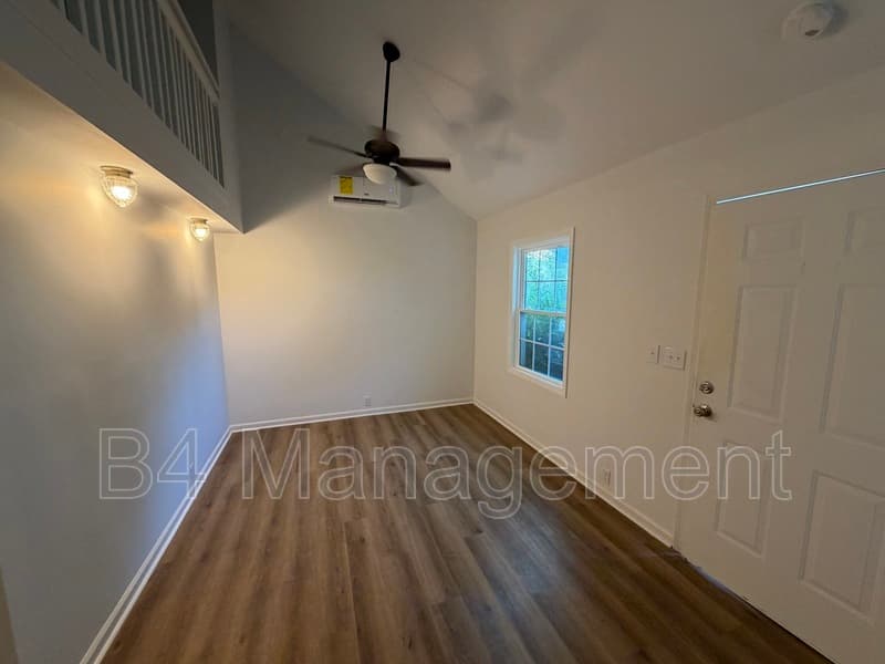 Spartanburg Condo: 1844 E Main Street