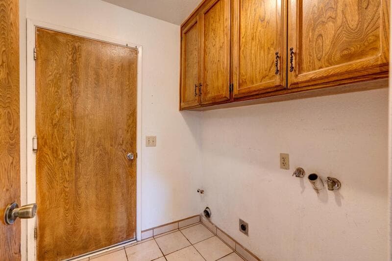 Merced House: 2768 Saratoga Avenue