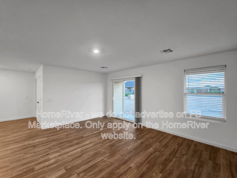 Arizona City House: 14977 S Avalon Rd