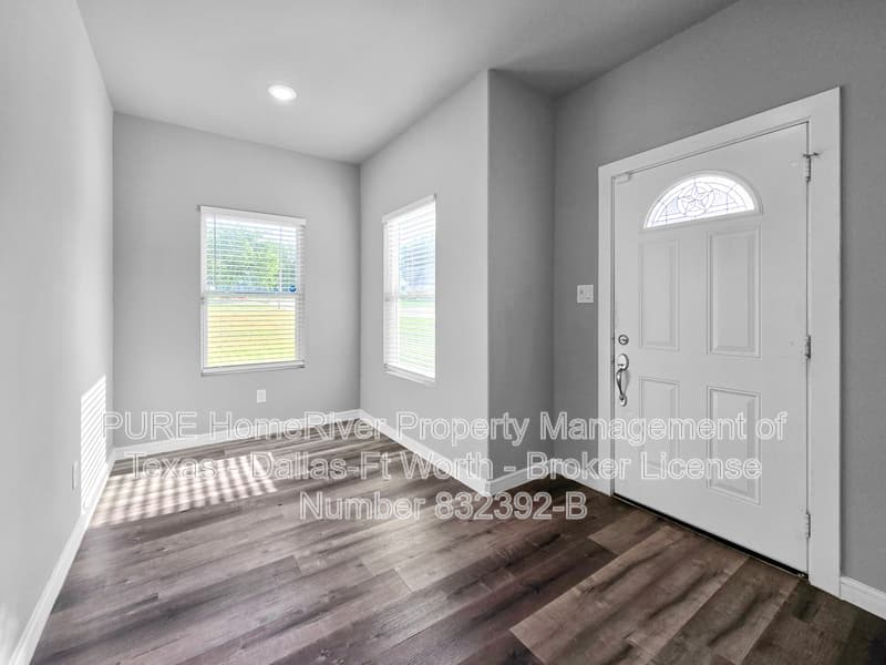 Fort Worth House: 1429 Missouri Ave