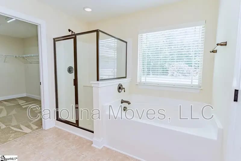 Simpsonville House: 4 Cedar Hill Court