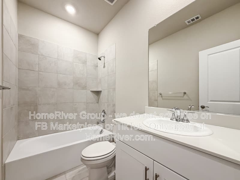 Mckinney House: 425 Dorothy Dr
