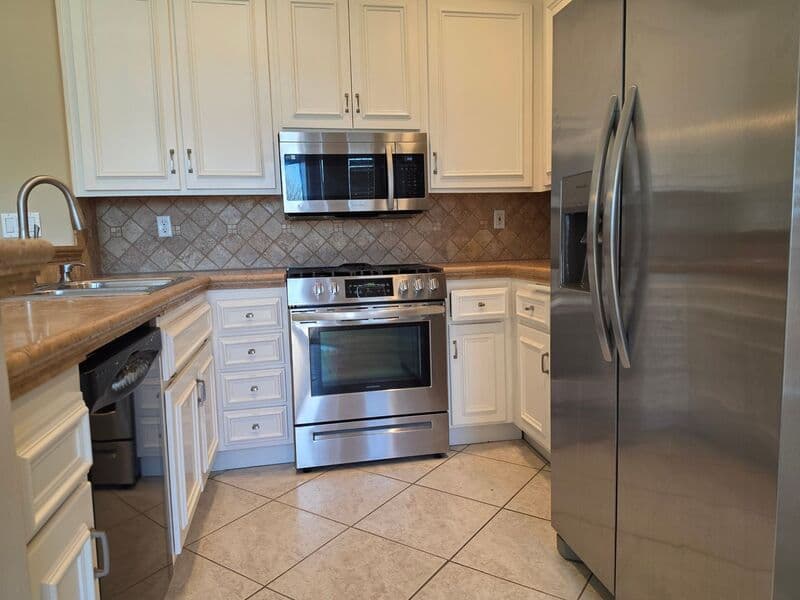 Lake Forest House: 28436 Yosemite Drive