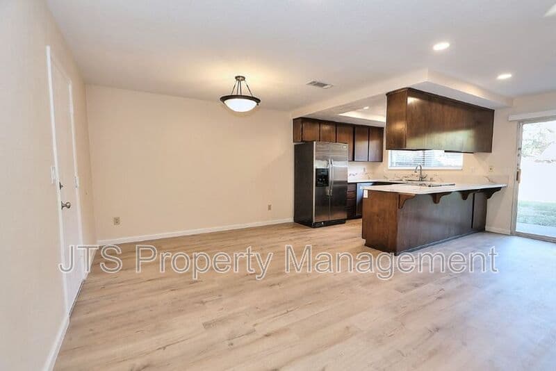 Citrus Heights Condo: 5512 Mike Arthur Ct