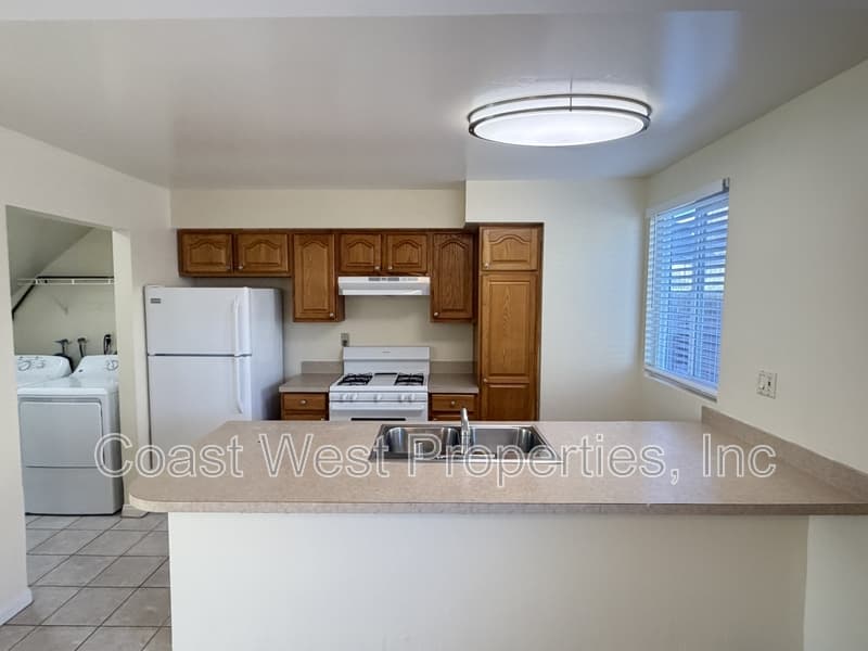 Carlsbad Condo: 965 Laguna Dr - 05