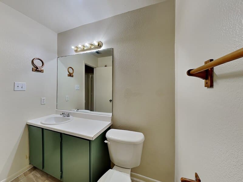 Fort Worth Condo: 2955 Loving Ave