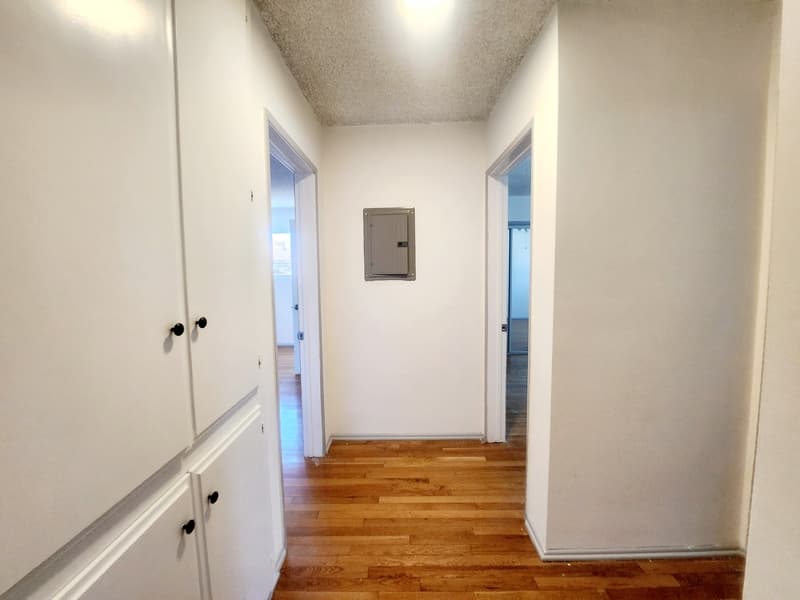 Los Angeles Condo: 425 North Hobart Blvd. - 109