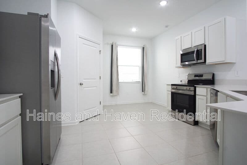 Haines City House: 3004 Chicago Ave