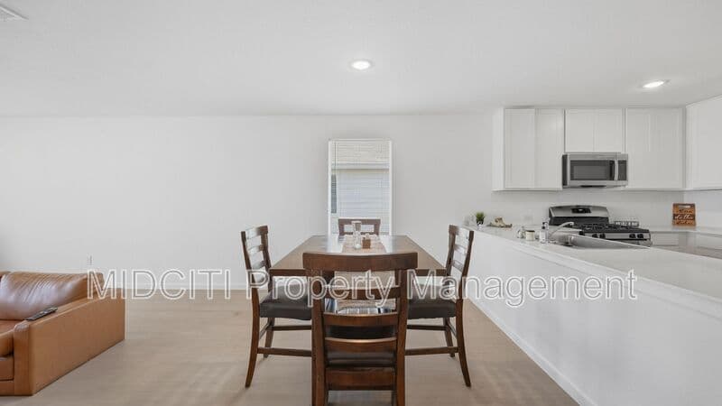 New Braunfels House: 3159 Dispatch Dr