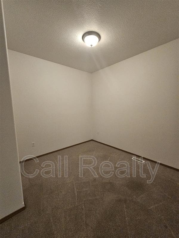 Airway Heights Condo: 823 S Russell St
