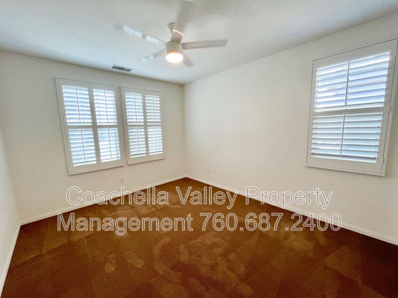 Cathedral City House: 511 Via Assisi