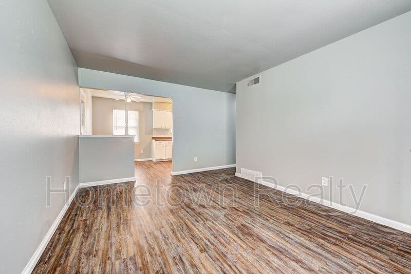 Midwest City House: 1308 McDonald Drive
