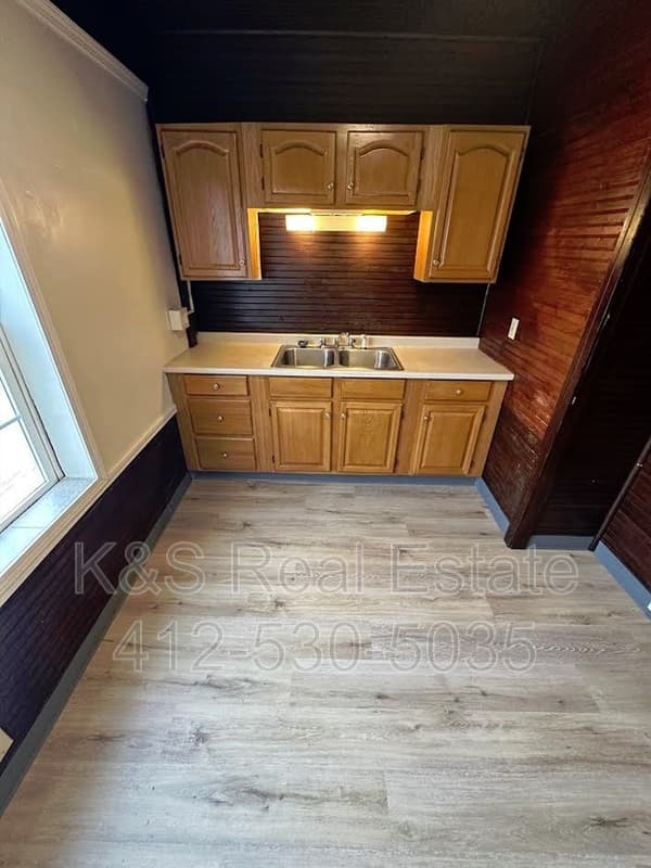 Irwin Condo: 531 Main Street - 6F