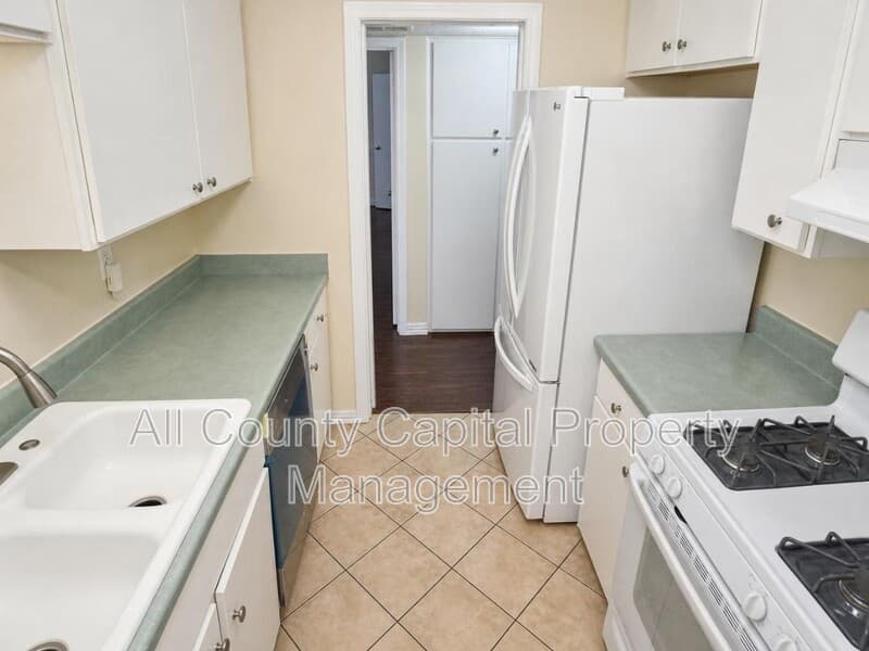Austin Condo: 7920 Rockwood Ln